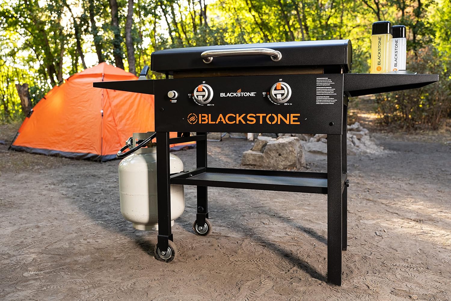 Blackstone 1883 Original 28 Griddle with Integrated Protective Hood Counter Height Side Shelves